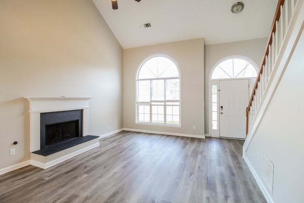 1165 Mundys Mill Rd - Photo 5 of 17