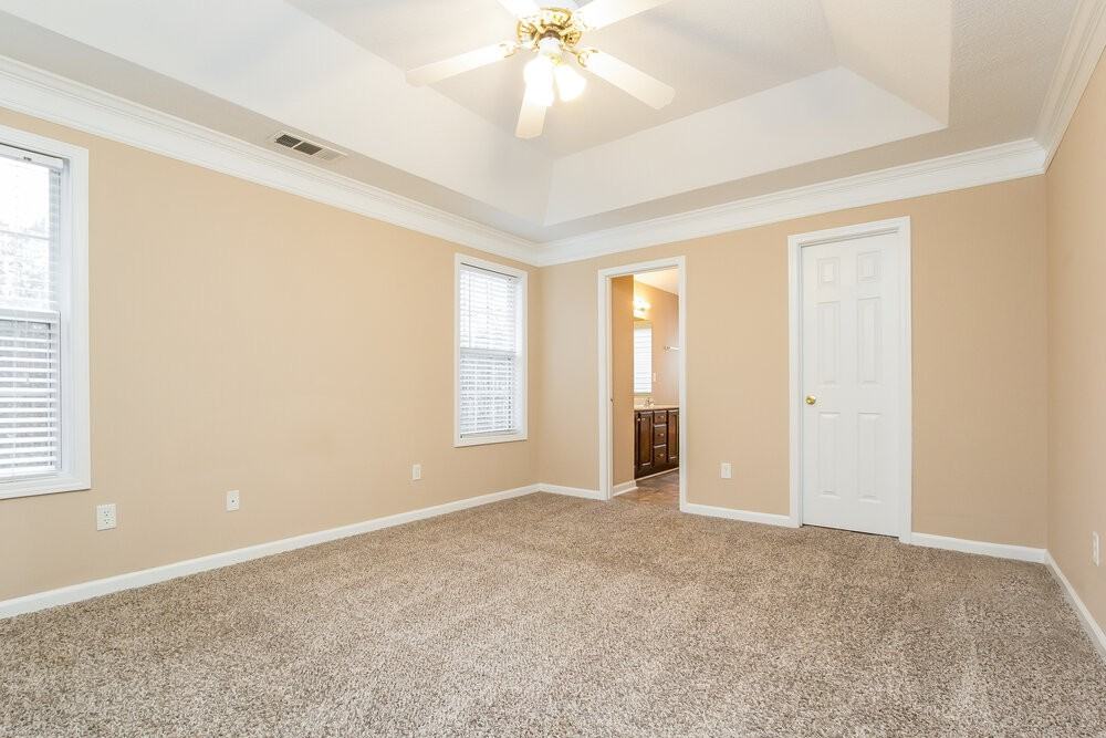 775 Riverside Walk Xing - Photo 7 of 15