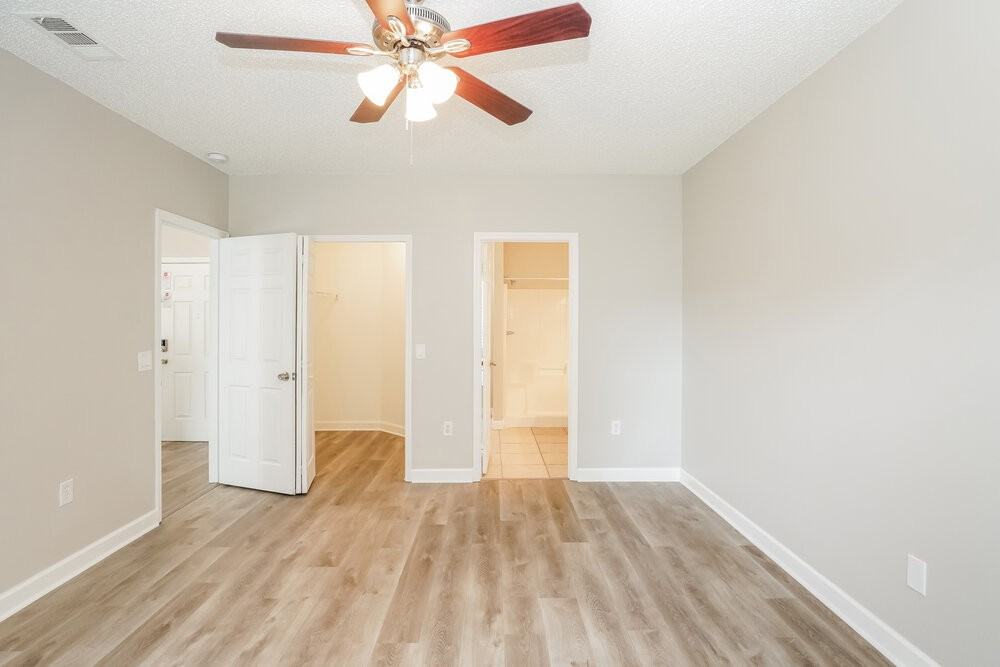 627 Cotulla Dr - Photo 5 of 16