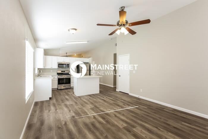 6042 Chris Craft Street - Photo 3 of 16