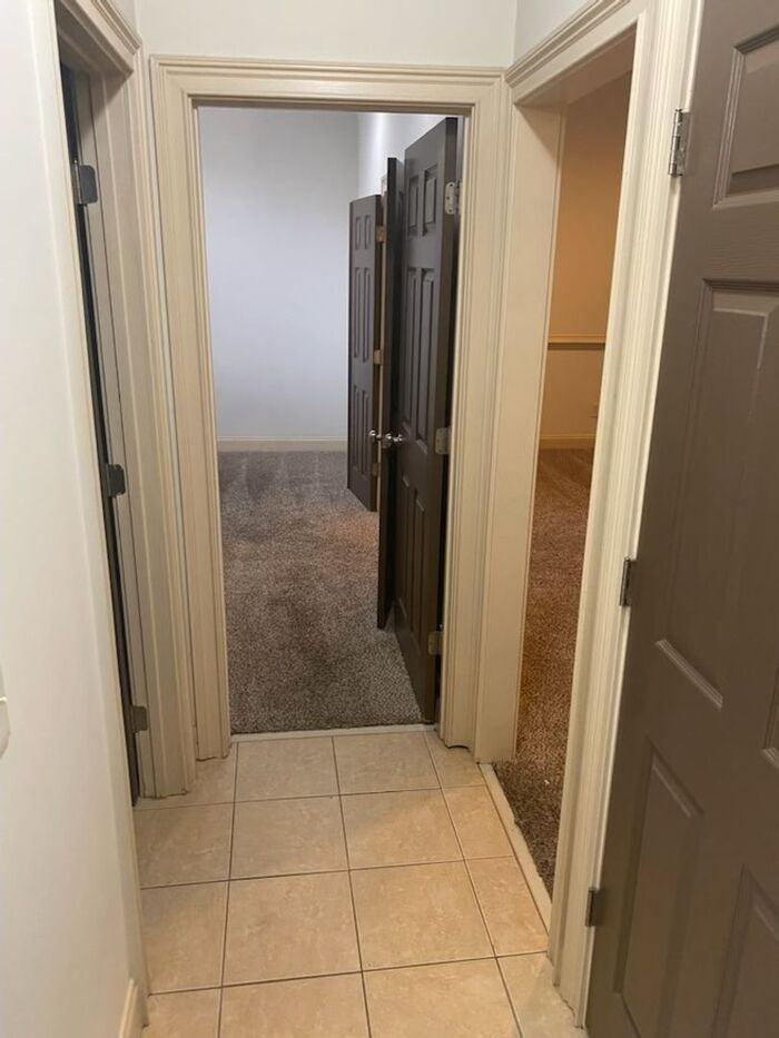 685 Penn Ave Ne #1 - Photo 6 of 20