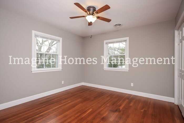 2575 Easthaven Drive - Photo 7 of 16