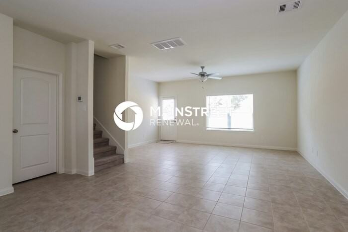 27008 Leonardo Dr - Photo 5 of 17