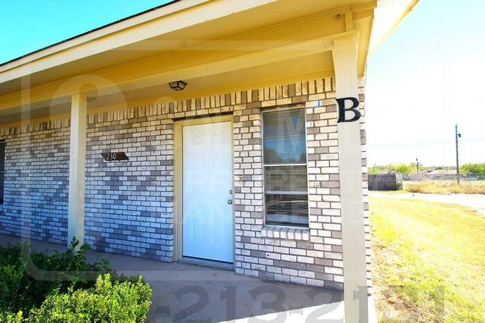 2302 Hunt Dr #B - Photo 2 of 17