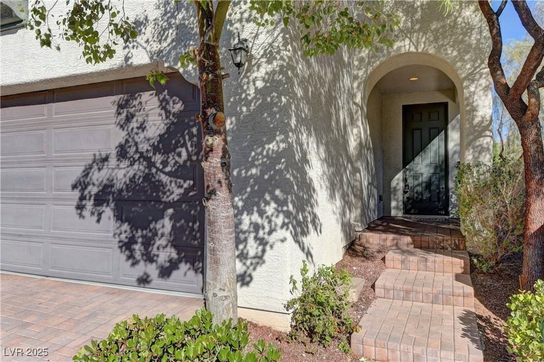 10156 Ruggles Mansion Ave - Photo 2 of 18