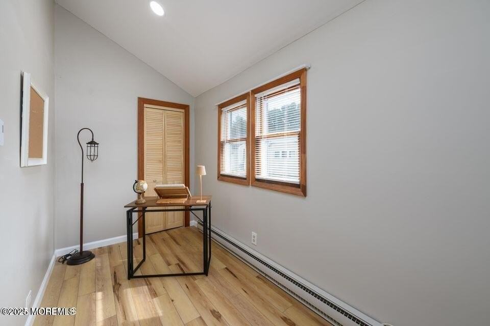 127 6th St - Photo 4 of 34