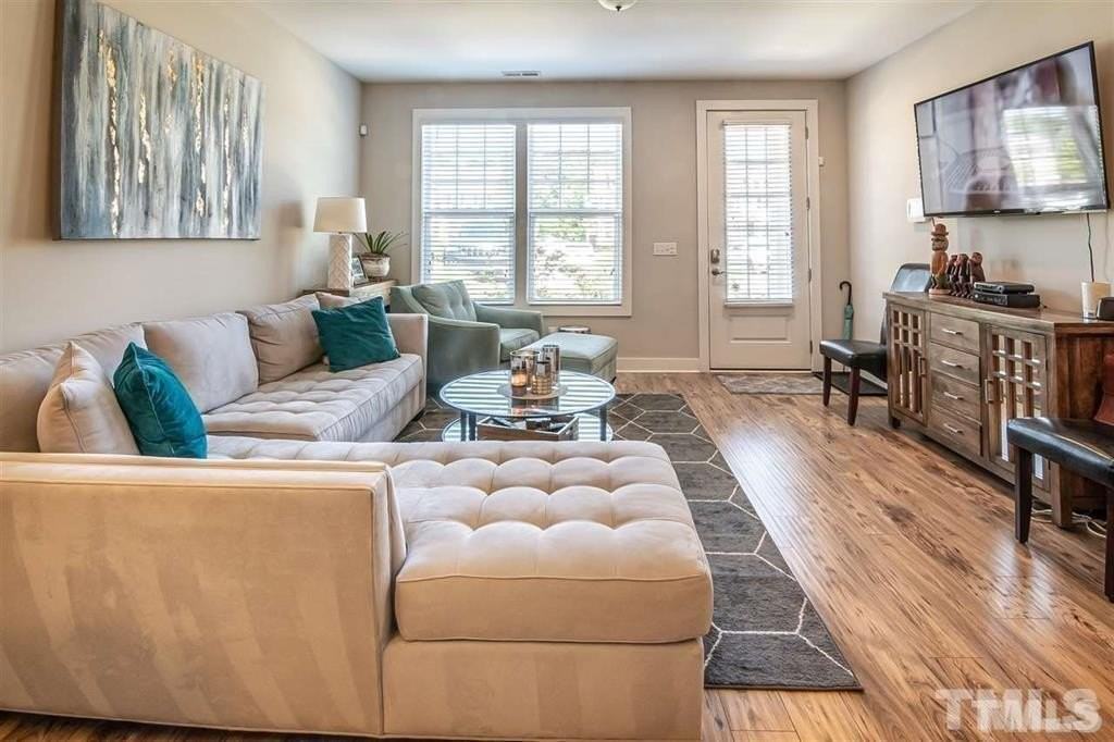 2800 Bedford Green Drive #106 - Photo 4 of 26