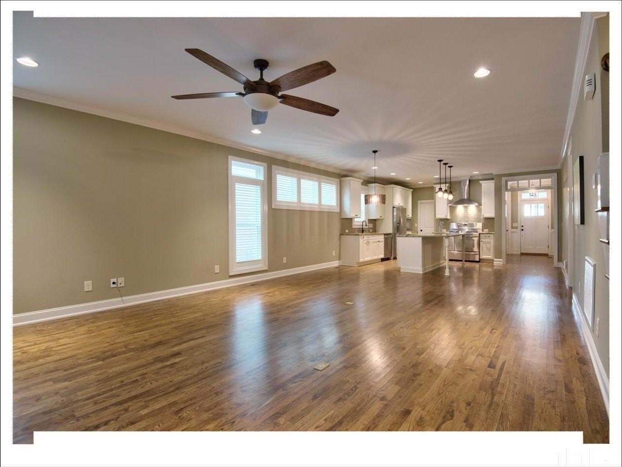 442 North Serenity Hill Circle - Photo 6 of 40