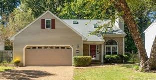 305 Peachtree Lane - Photo 1 of 1