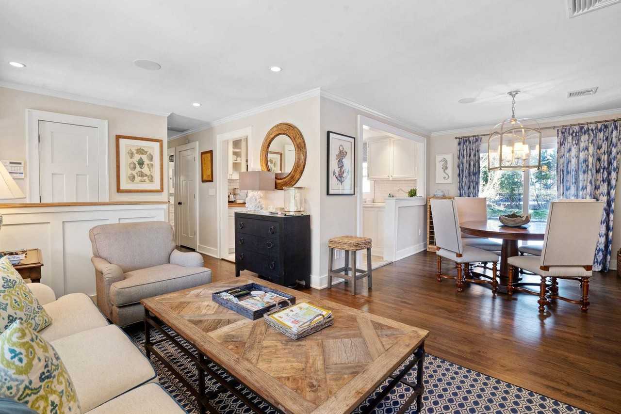 810 Waterview Dr #1261529P - Photo 3 of 23