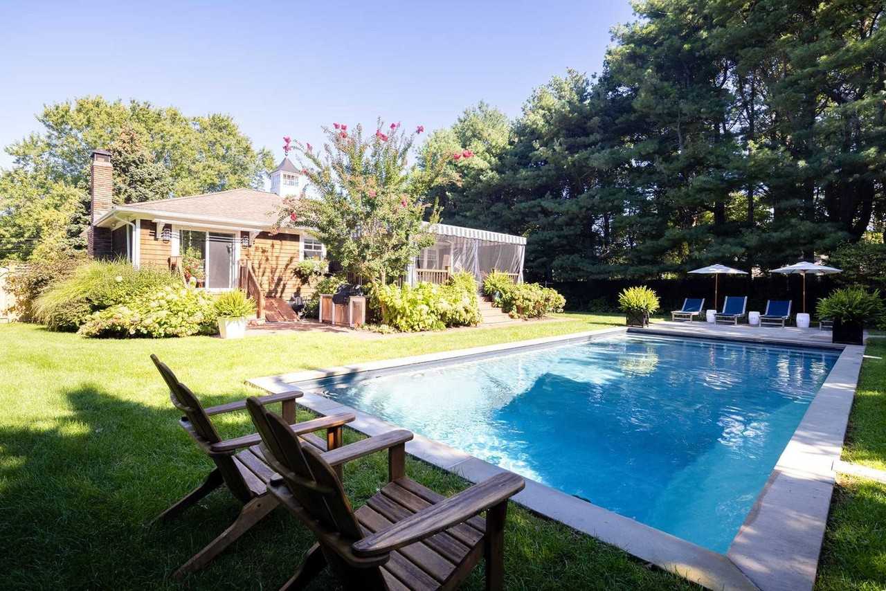 810 Waterview Dr #1261529P - Photo 4 of 23