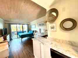 featured image of 214 Miracle Strip Pkwy Southwest