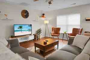 featured image of 124 Larkspur Drive