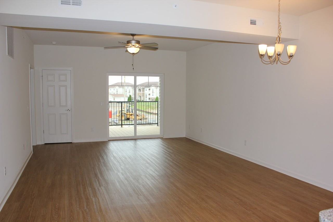 1250 Constitution Ct #301 - Photo 5 of 17