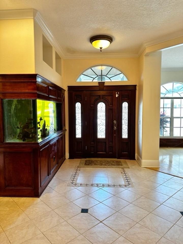 3905 Dumfries Ct - Photo 2 of 35