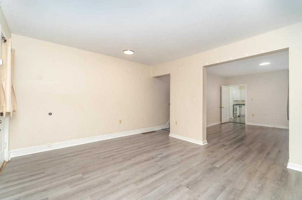 602 West Louther Street - Photo 3 of 16