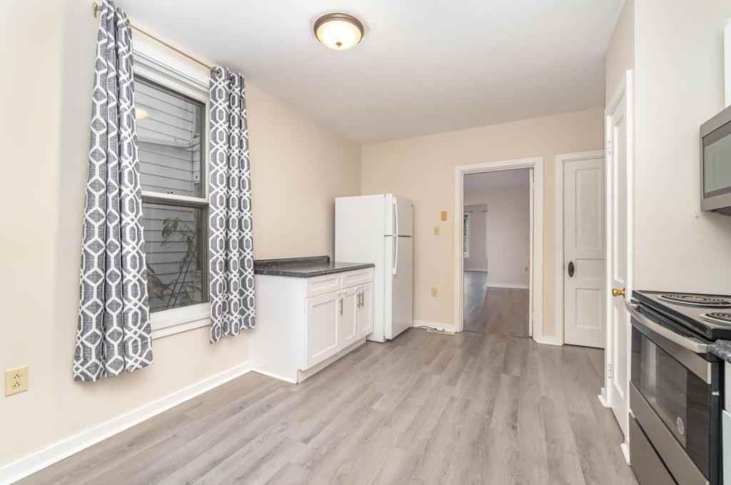 602 West Louther Street - Photo 6 of 16