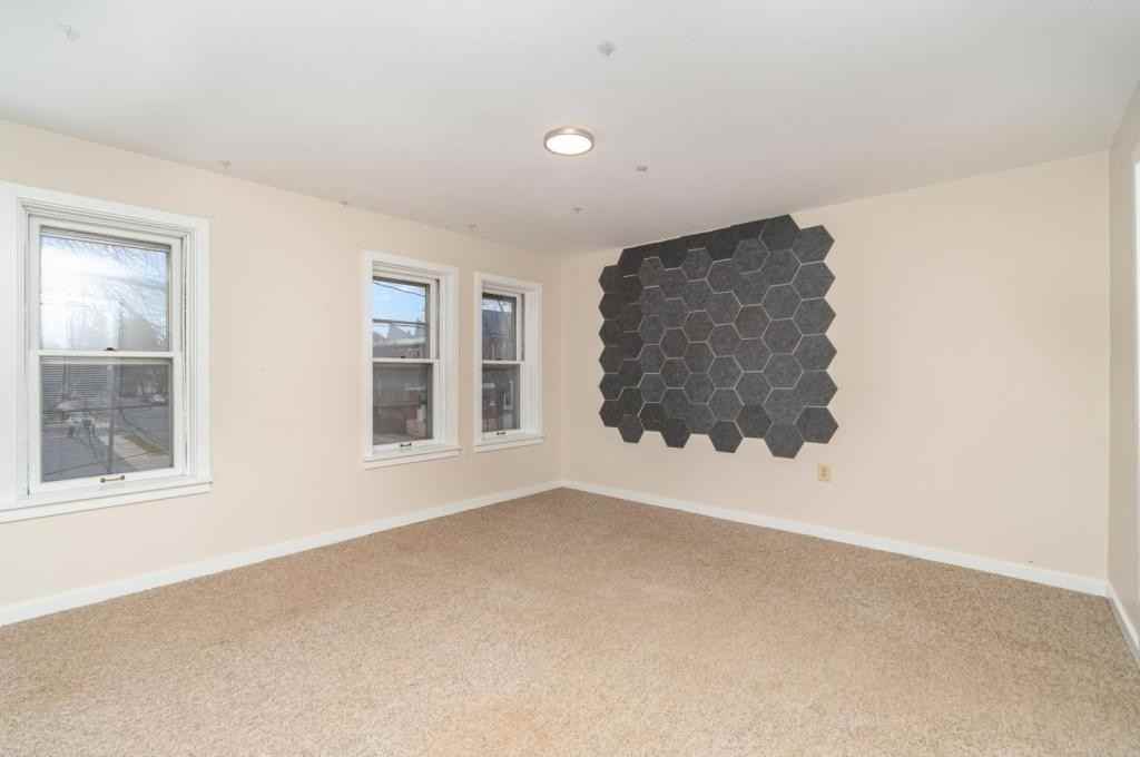 602 West Louther Street - Photo 7 of 16