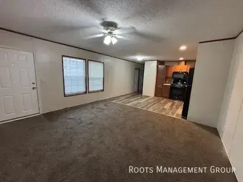 2314 Cascade Ave - Photo 4 of 9