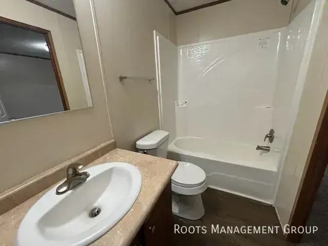 2314 Cascade Ave - Photo 7 of 9