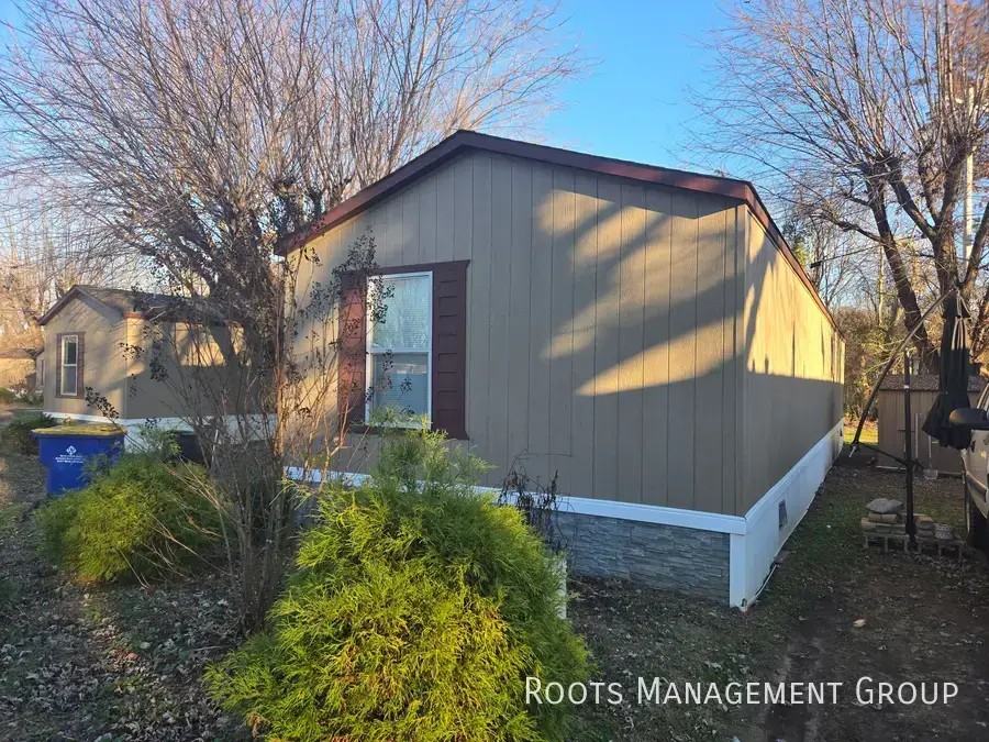 272 Emerson Bypass Rd #C19