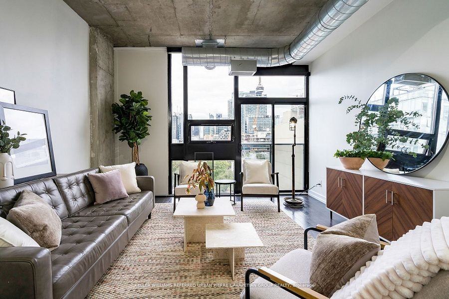 60 Bathurst Street - Photo 2 of 26
