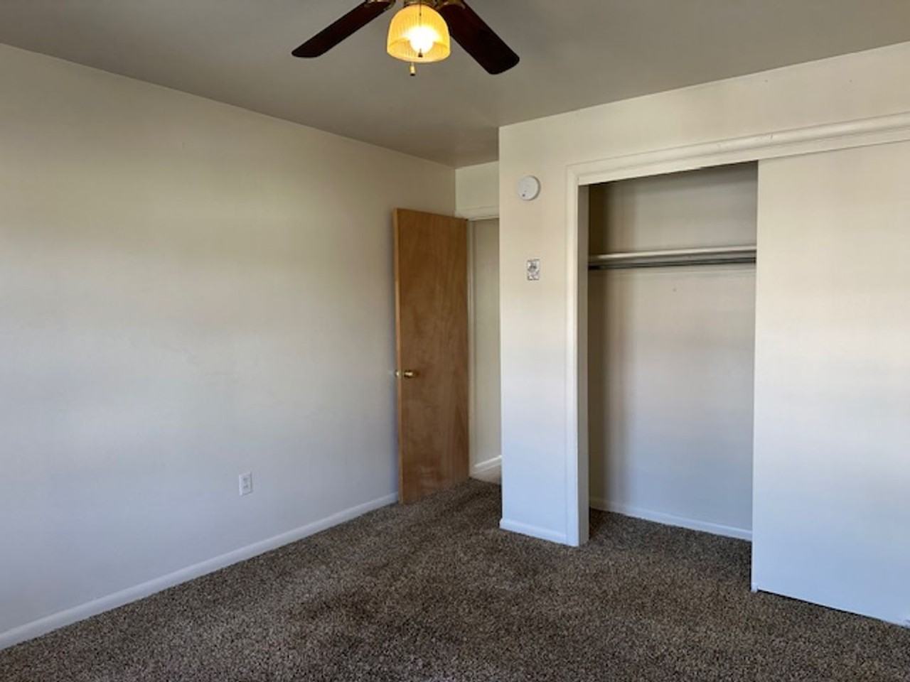 362 Mulberry St - Photo 5 of 7