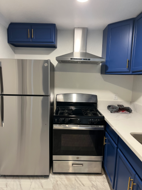 1072 Laguna Ave #007 - Photo 3 of 43