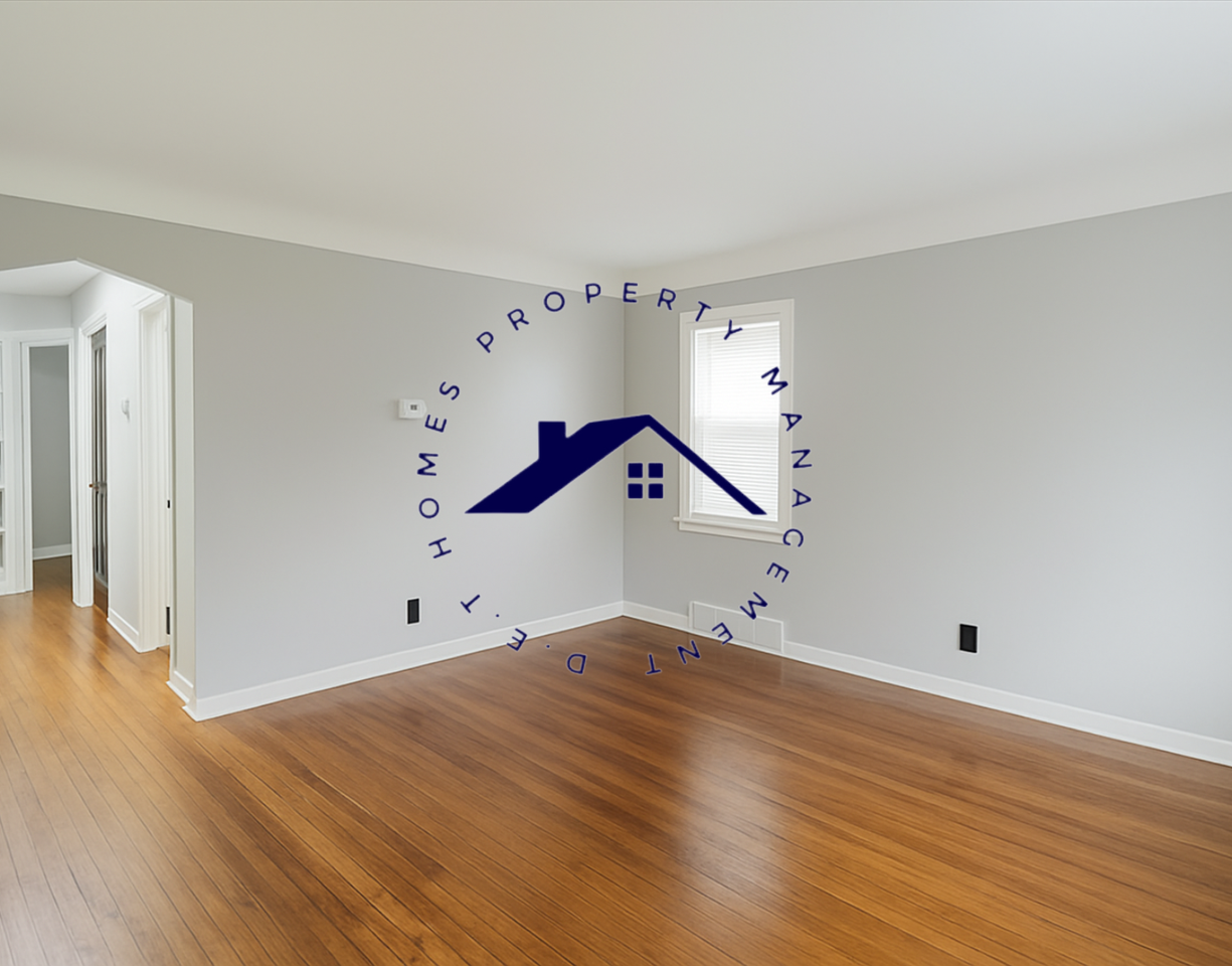 11081 Lakepointe St - Photo 4 of 25