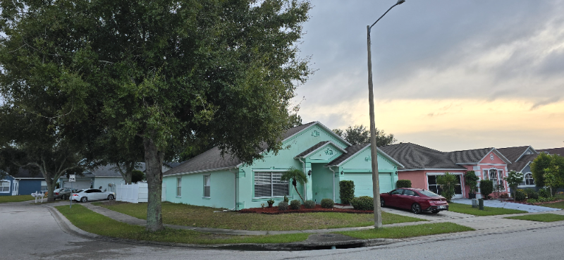 990 Kenbar Ave - Photo 2 of 19