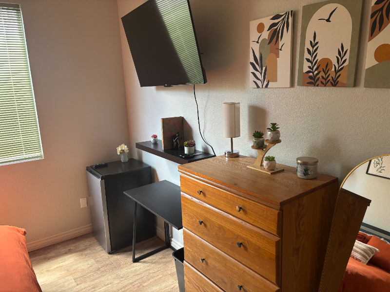 4760 Sandalwood Way - Photo 4 of 14