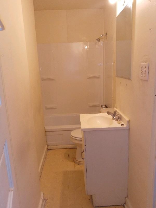 1631 Claremont Ave - Photo 4 of 4