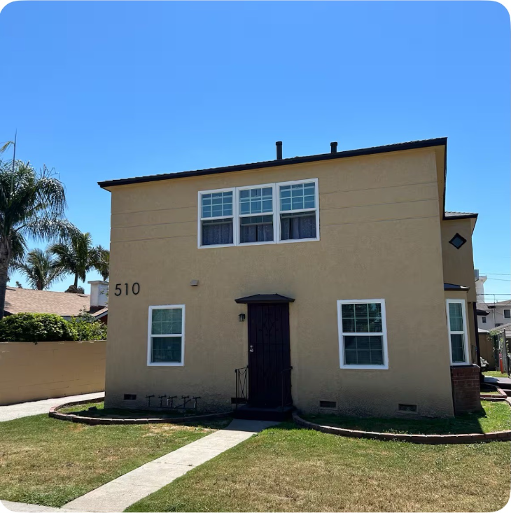 510 E Arbor Vitae St #4