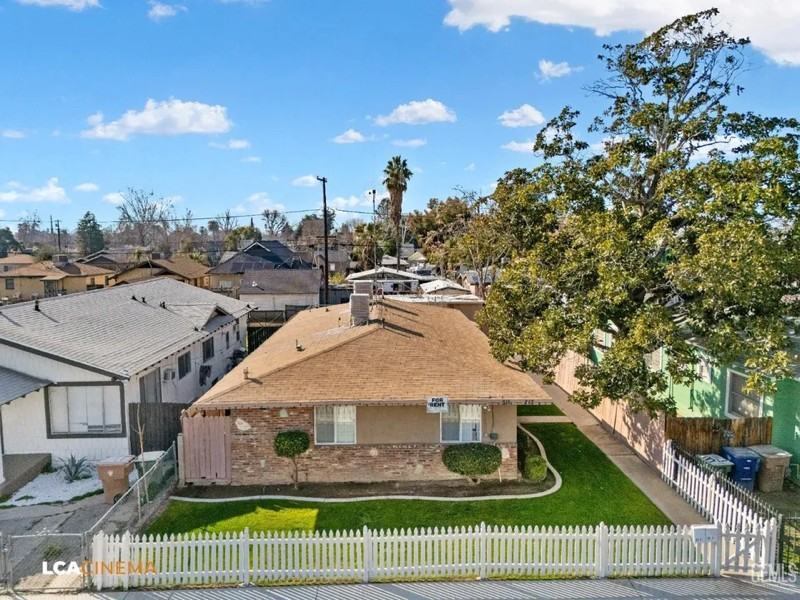 311 F St - Photo 4 of 11