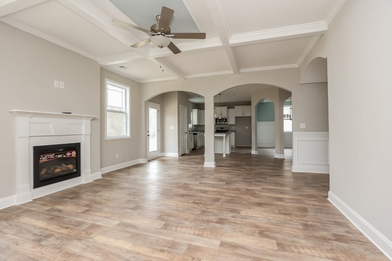 1192 Black Oak Cir - Photo 3 of 23