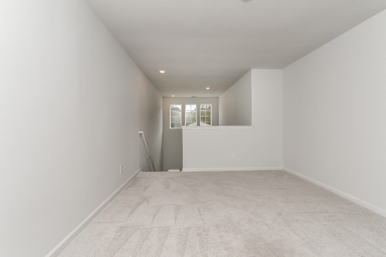 360 Hidden Cove Dr - Photo 6 of 16