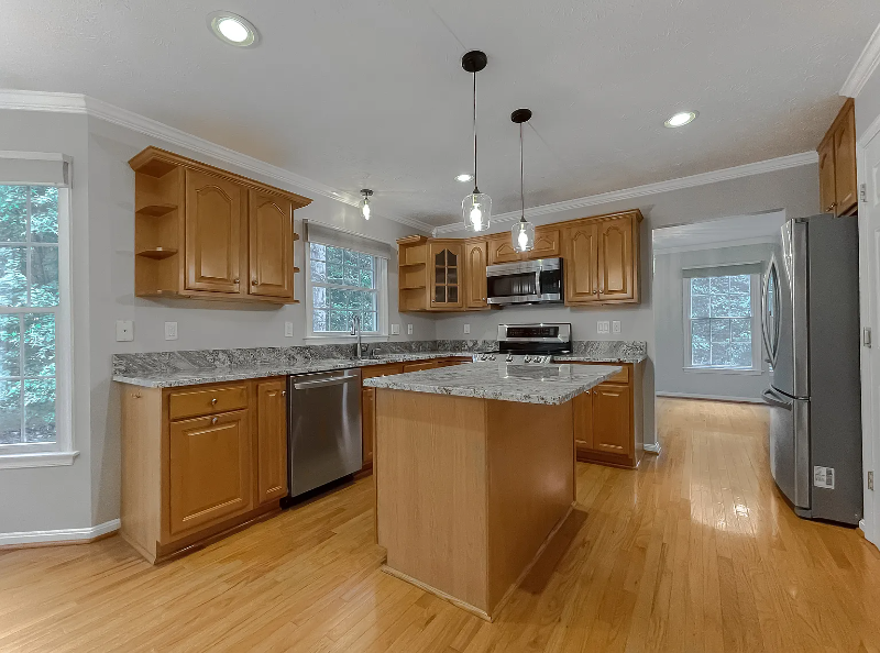 23238 Willow Creek Way - Photo 4 of 23