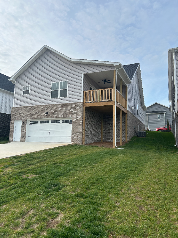 122 Roseberry St - Photo 4 of 50