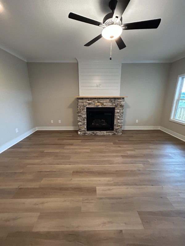 122 Roseberry St - Photo 7 of 50