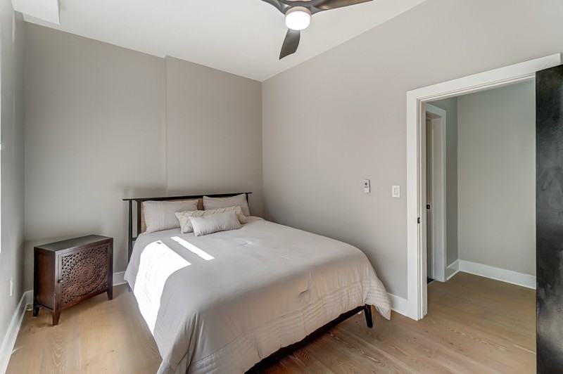 2455 W Mcmicken Ave - Photo 5 of 20