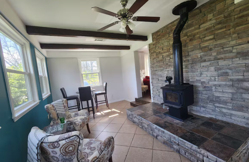 1725 Hudson Road - Photo 6 of 19