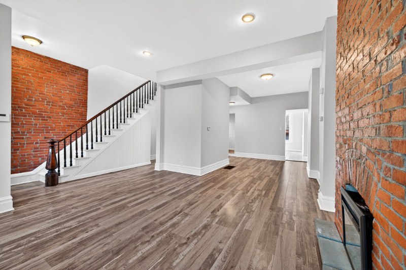 2710 Geyer Avenue - Photo 4 of 20