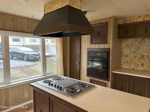 608 South Meadowdale Avenue - Photo 2 of 9