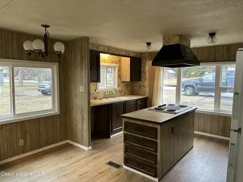 608 South Meadowdale Avenue - Photo 3 of 9