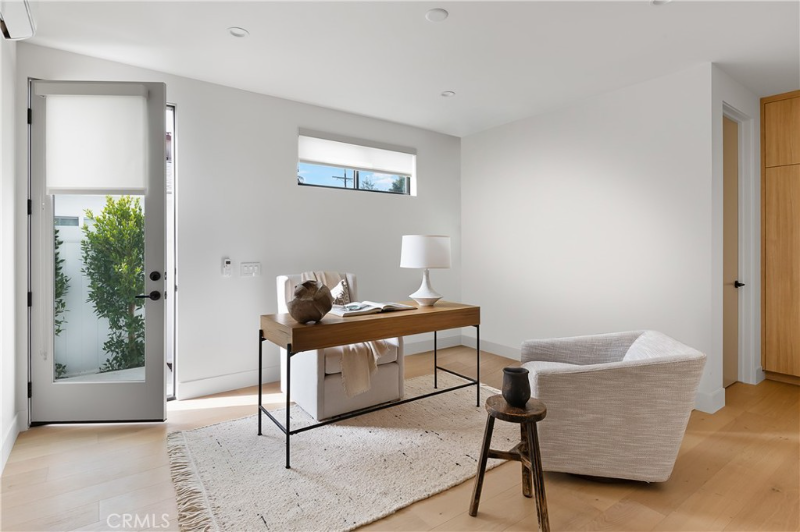 12213 Allin St - Photo 7 of 20