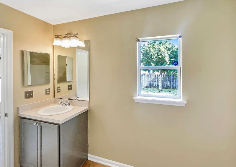 11662 Pleasant Creek Drive - Photo 2 of 8