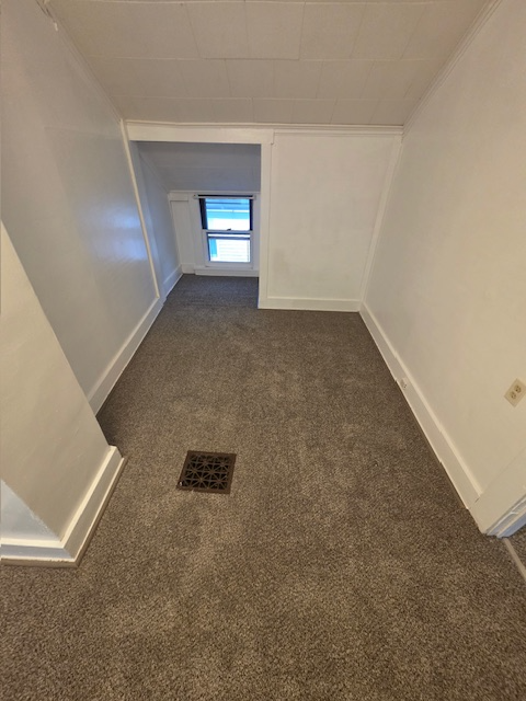 412 Oak Hill Avenue #2 - Photo 7 of 18