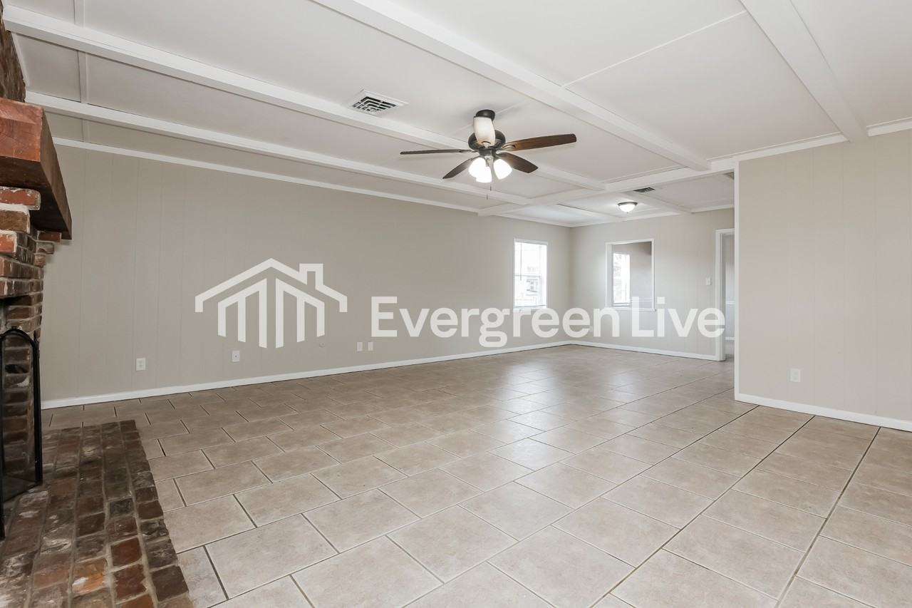 2307 Freemason St - Photo 5 of 16