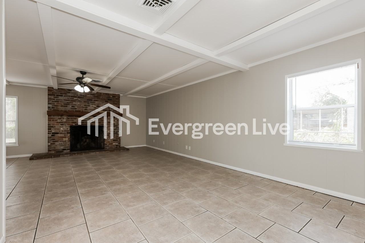 2307 Freemason St - Photo 7 of 16