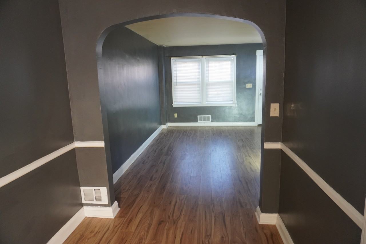 3811 Lyndale Avenue - Photo 5 of 37